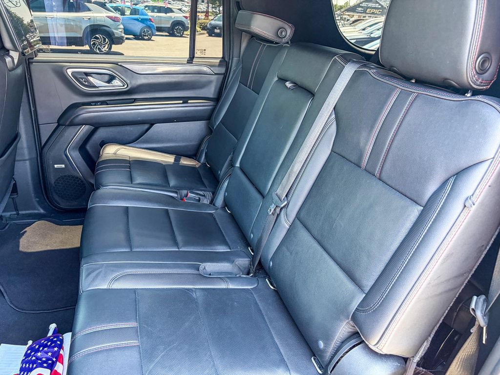 Used 2021 Chevrolet Suburban RST w/ Luxury Package AWD/4WD image 39
