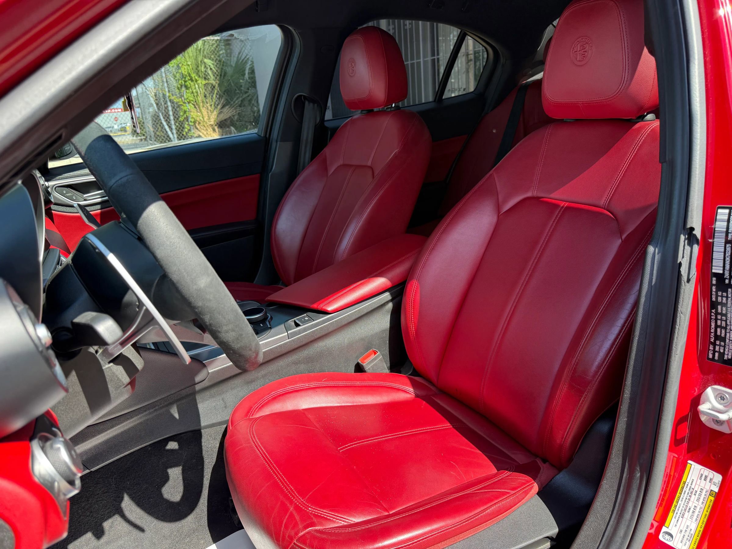 Used 2019 Alfa Romeo Giulia w/ Quick Order Package 22K Sport RWD image 13