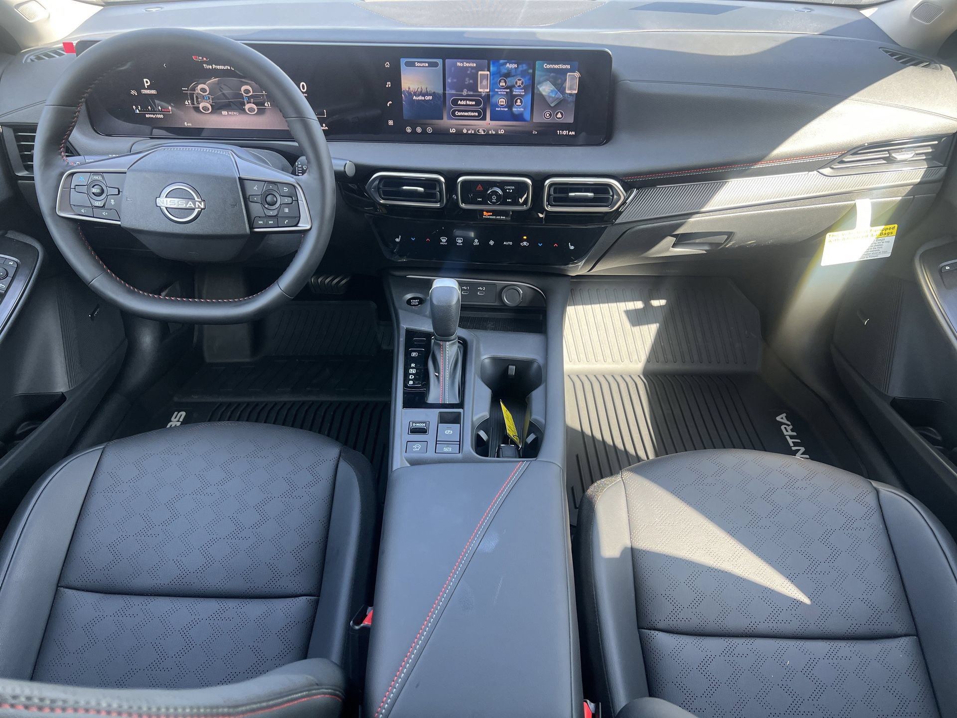 New 2026 Nissan Sentra SR w/ SR Premium Package FWD image 2