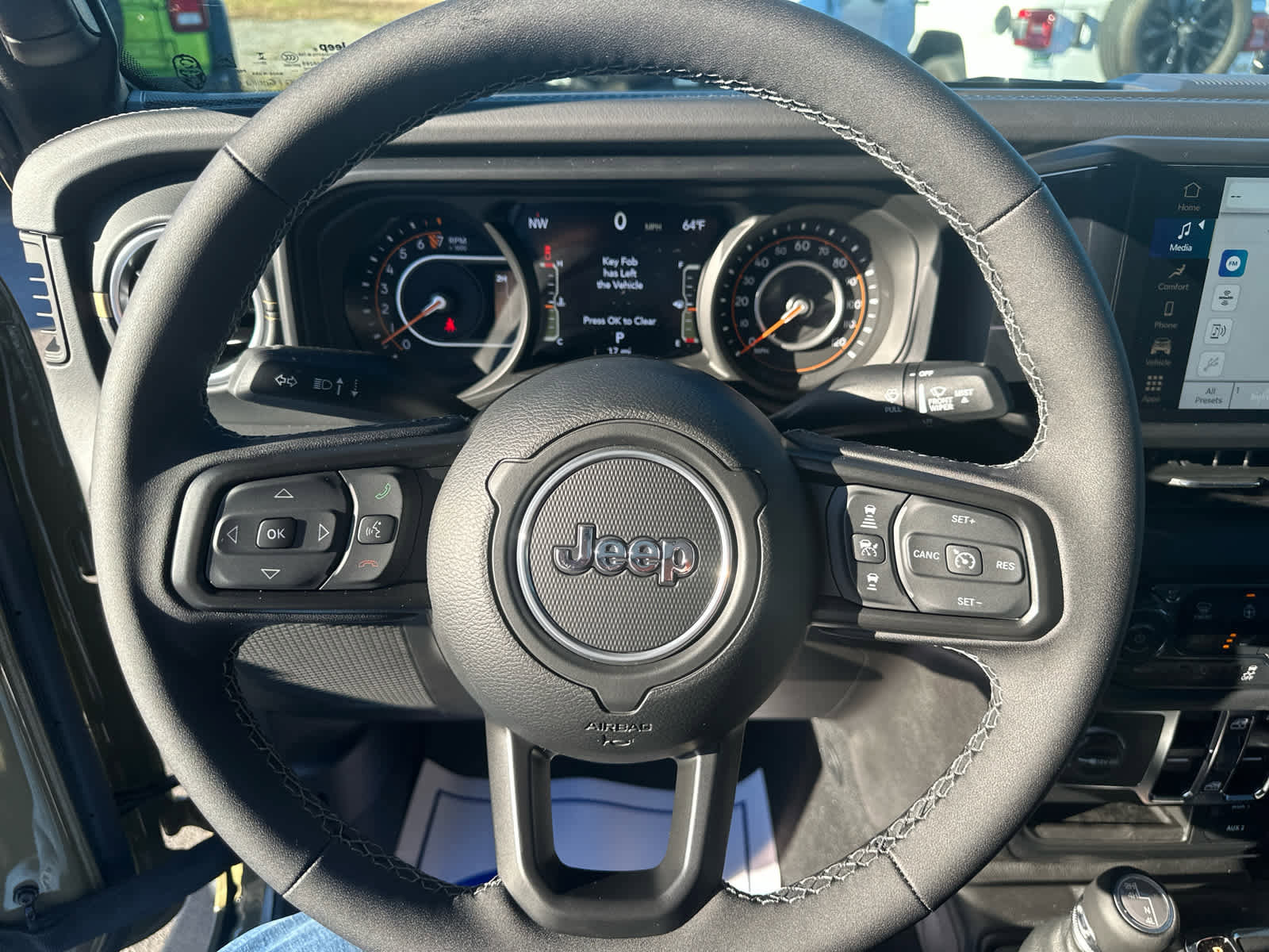 New 2025 Jeep Gladiator Sport image 27