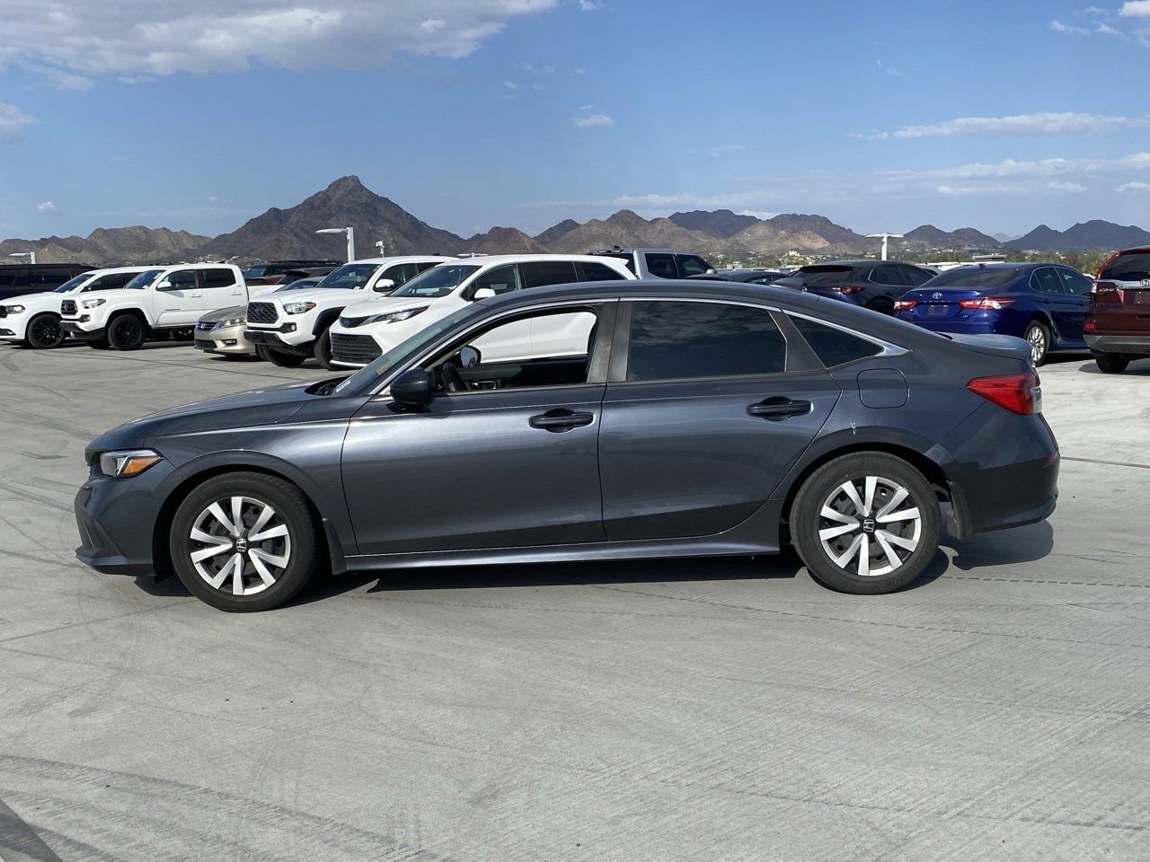 Used 2023 Honda Civic LX image 4