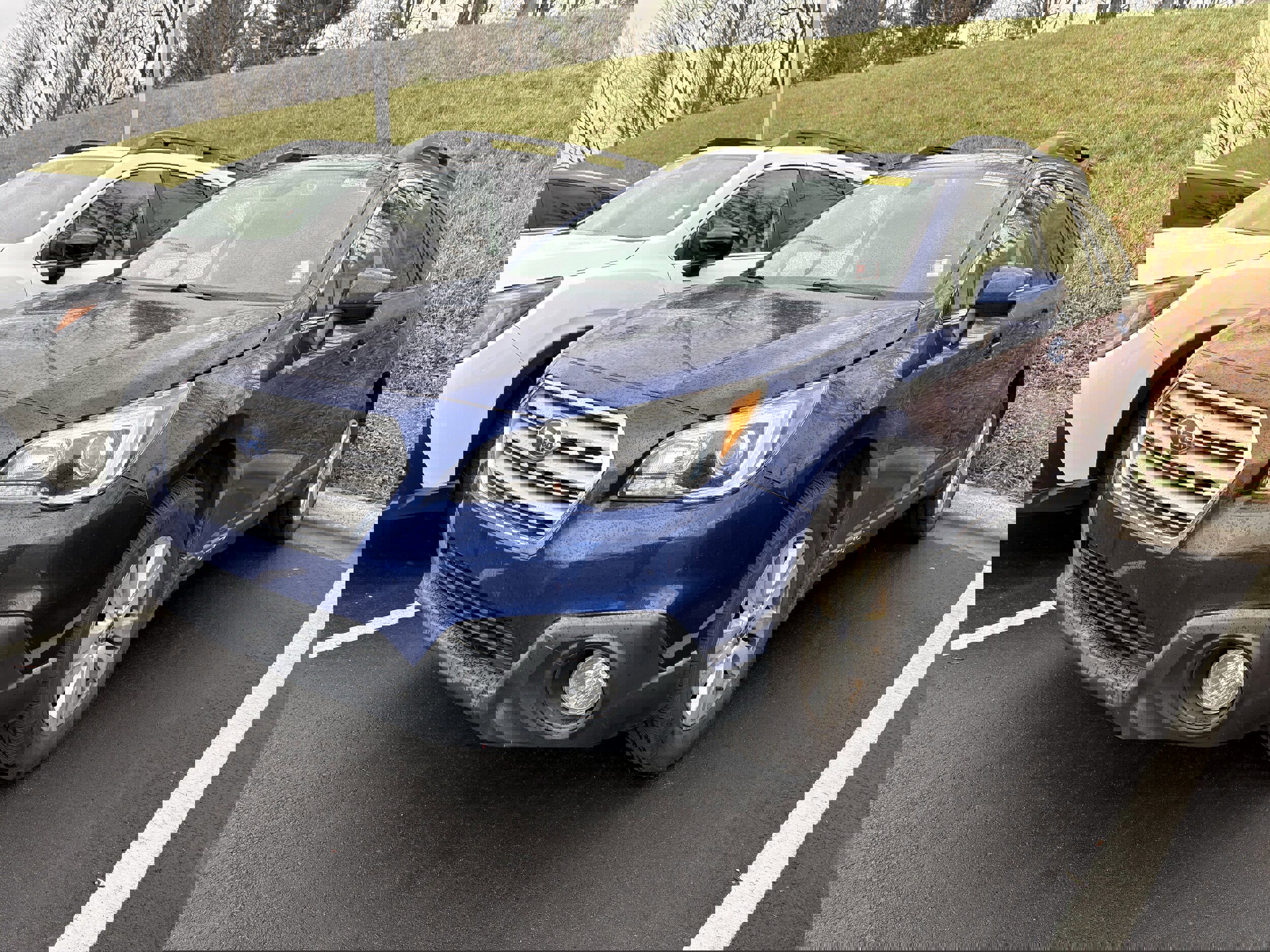 Used 2021 Subaru Outback Limited w/ Popular Package #2 image 3