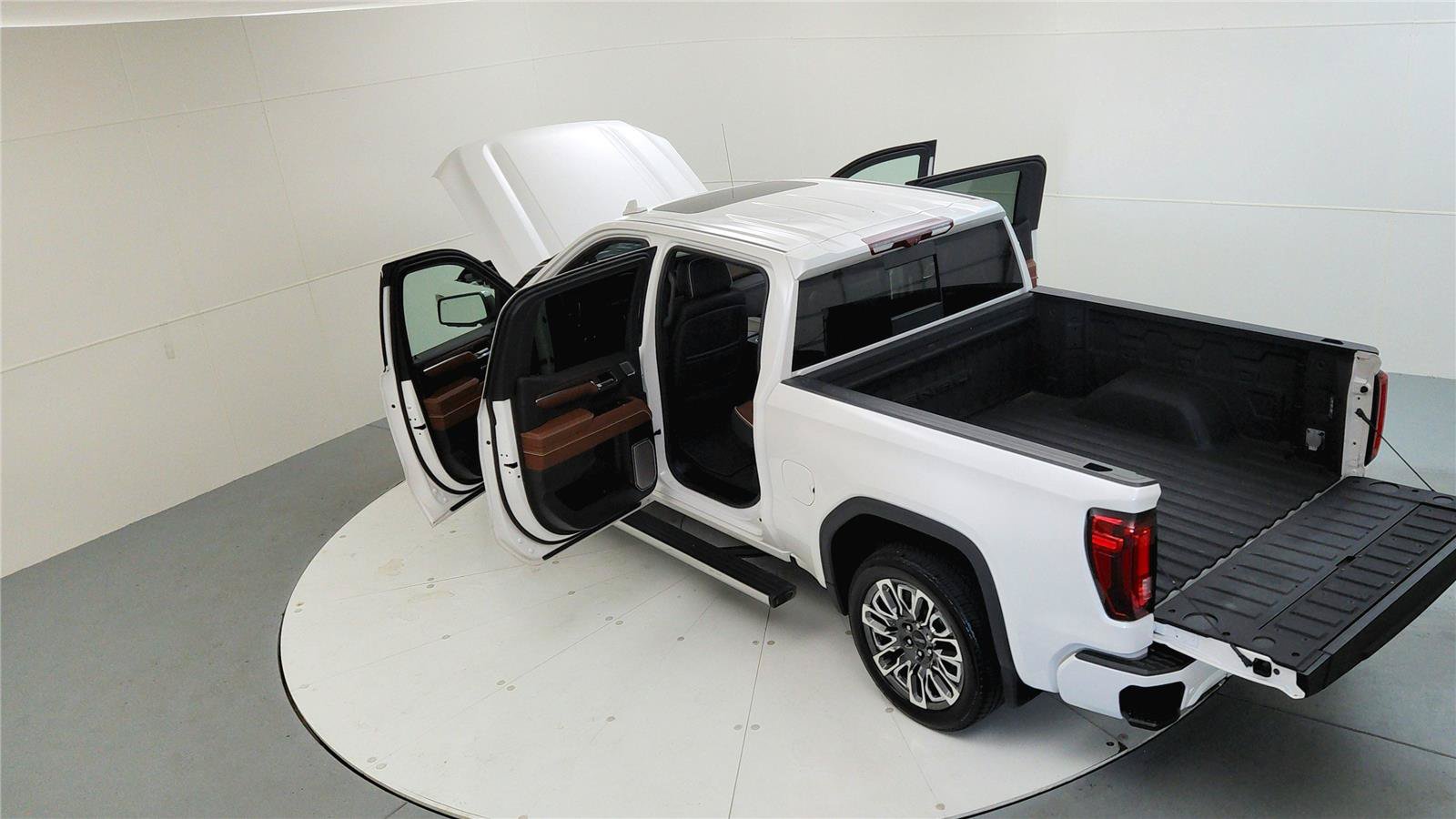 Used 2023 GMC Sierra 1500 Denali Ultimate AWD/4WD image 17
