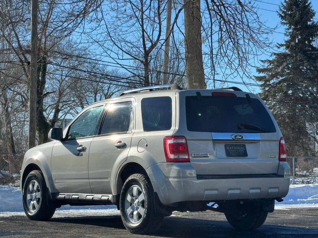 Used 2009 Ford Escape Limited AWD/4WD image 7
