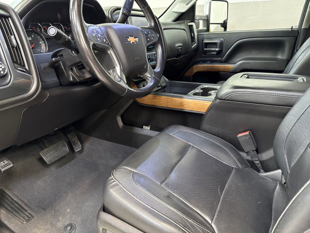 Used 2019 Chevrolet Silverado 3500 LTZ w/ Duramax Plus Package image 16