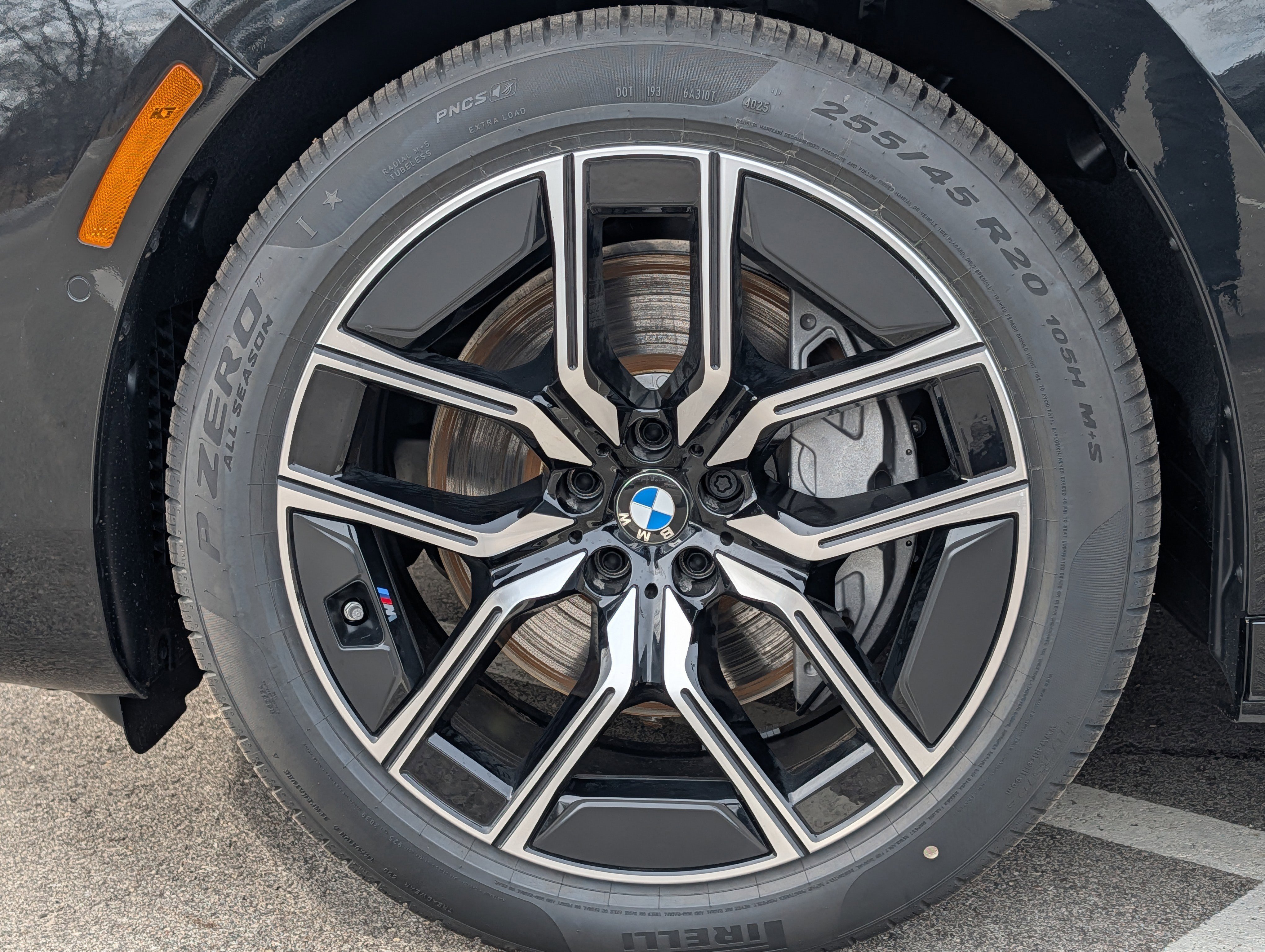 New 2026 BMW 740i xDrive w/ Executive Package image 4