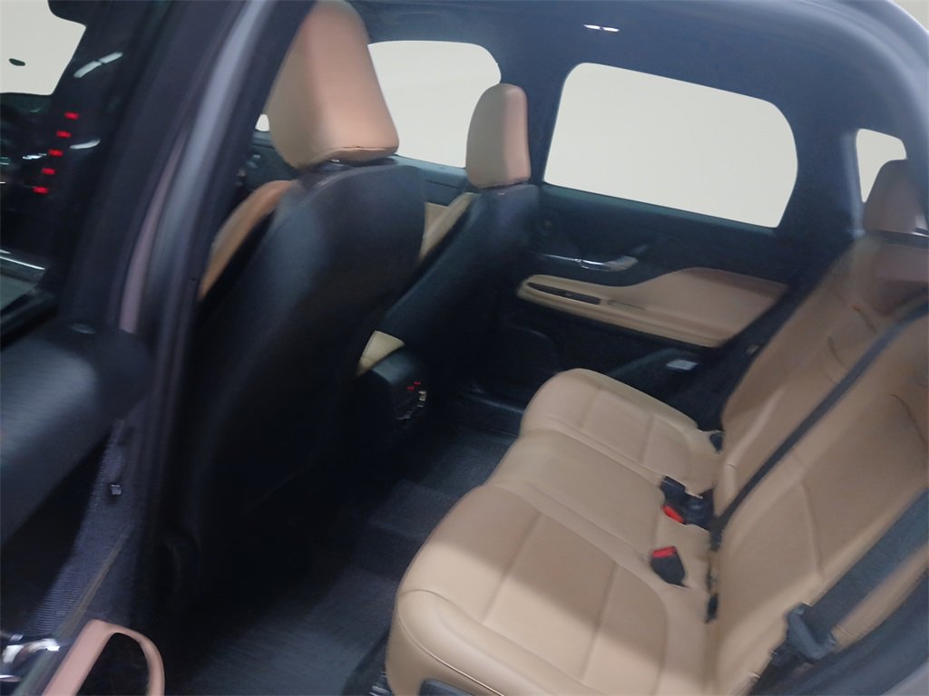 Used 2021 Lincoln Corsair Reserve image 22