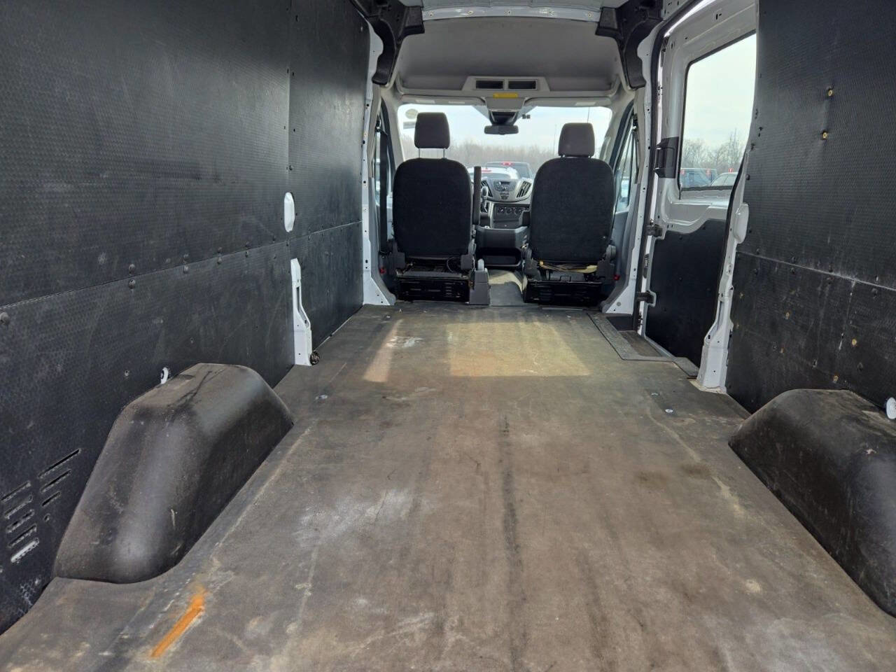 Used 2019 Ford Transit 250 148 Medium Roof RWD image 12