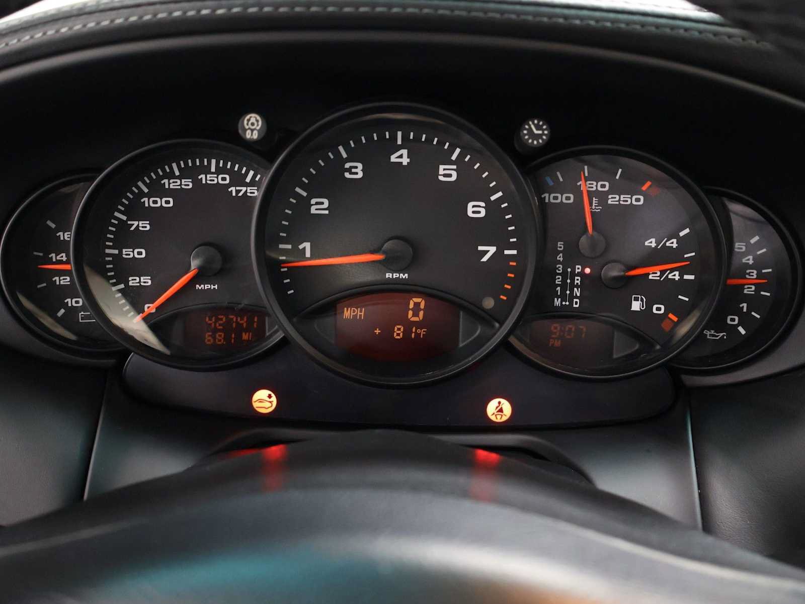Used 2001 Porsche 911 Carrera 4 AWD/4WD image 21