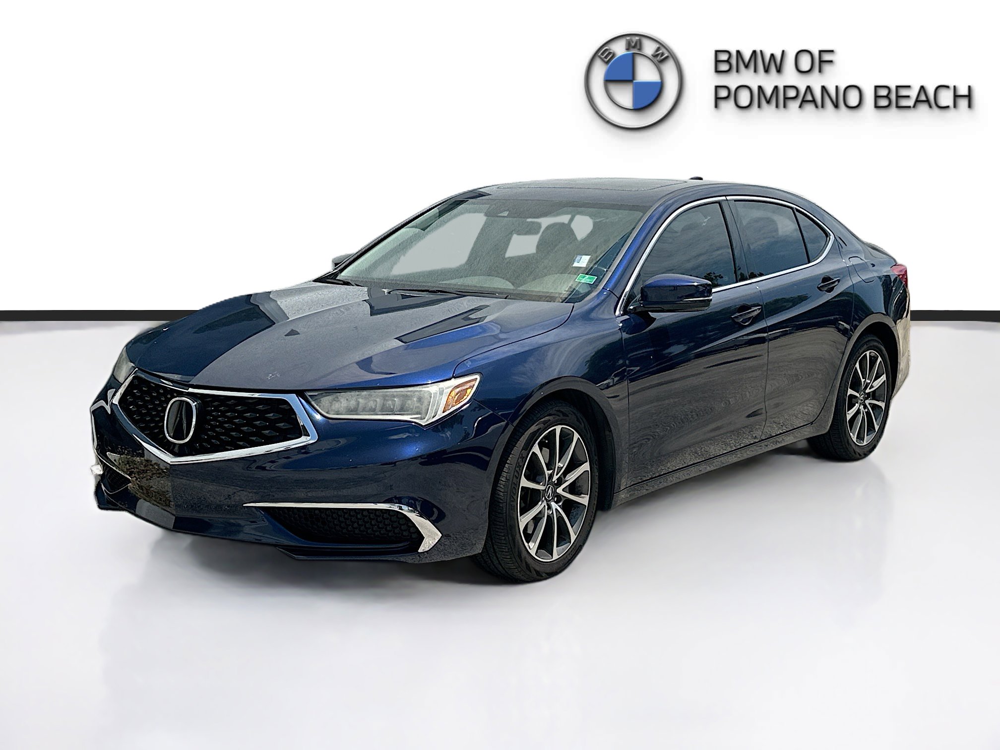 Used 2019 Acura TLX V6 FWD image 3