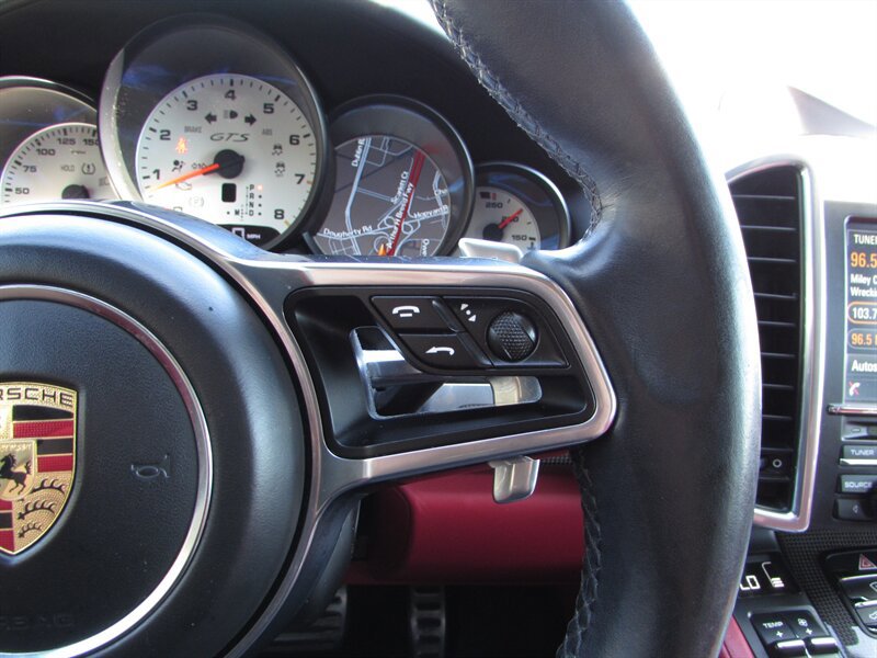 Used 2016 Porsche Cayenne GTS AWD/4WD image 12