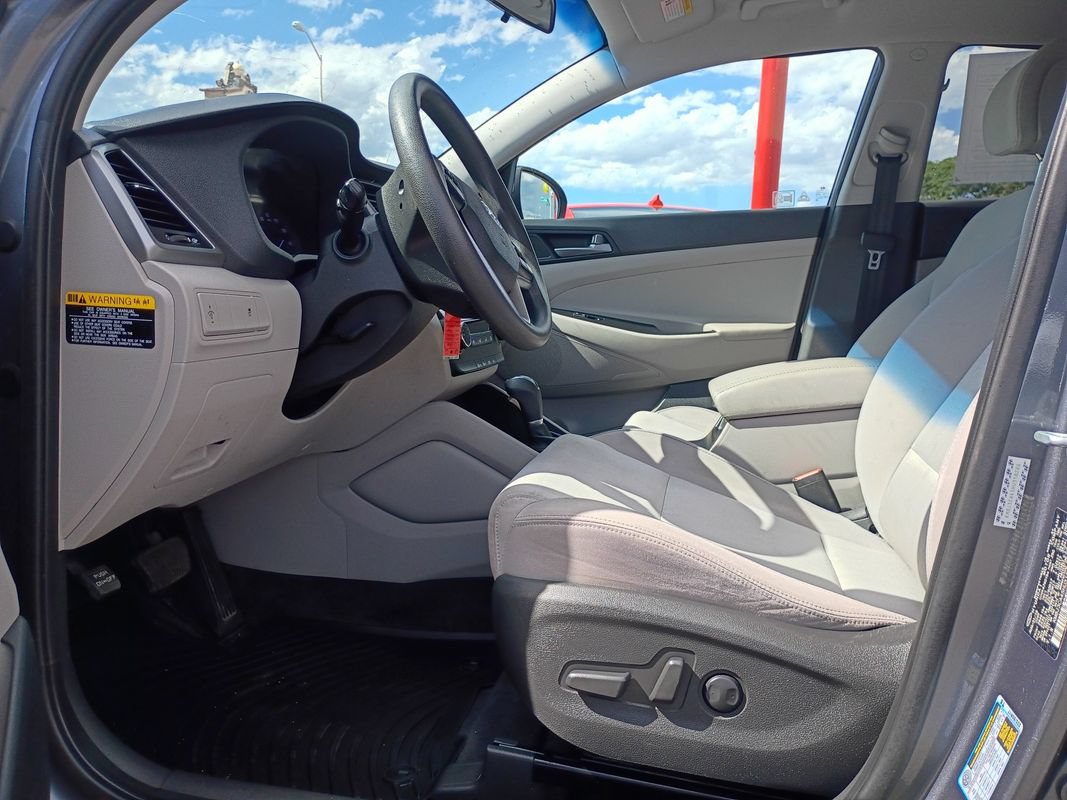 Used 2017 Hyundai Tucson SE w/ SE Popular Package 02 AWD/4WD image 18