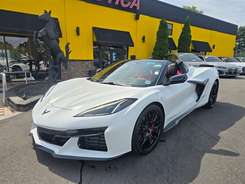 Used 2026 Chevrolet Corvette Z06 w/ Stealth Interior Trim Package RWD image 5