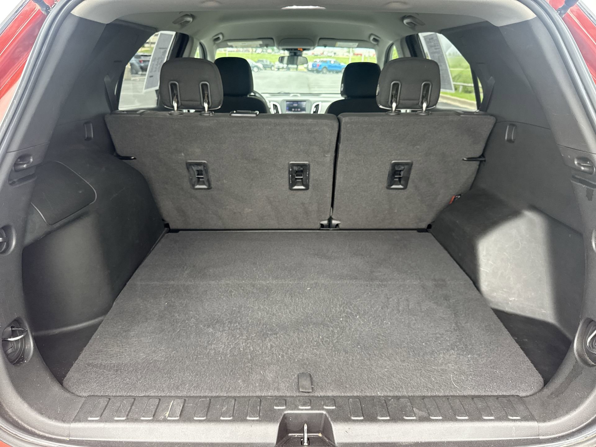 Used 2020 Chevrolet Equinox LS w/ LS Convenience Package image 23