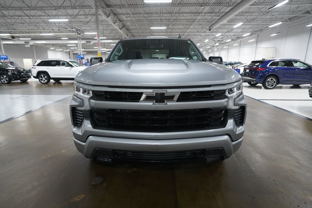 Certified 2024 Chevrolet Silverado 1500 RST AWD/4WD image 10
