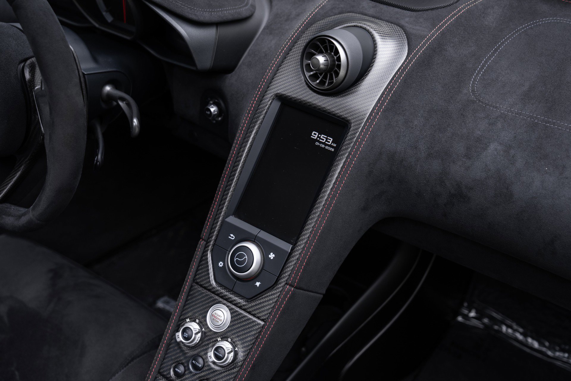 Used 2016 McLaren 675LT image 35