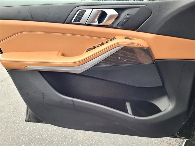 Used 2022 BMW X5 xDrive40i w/ Premium Package image 15