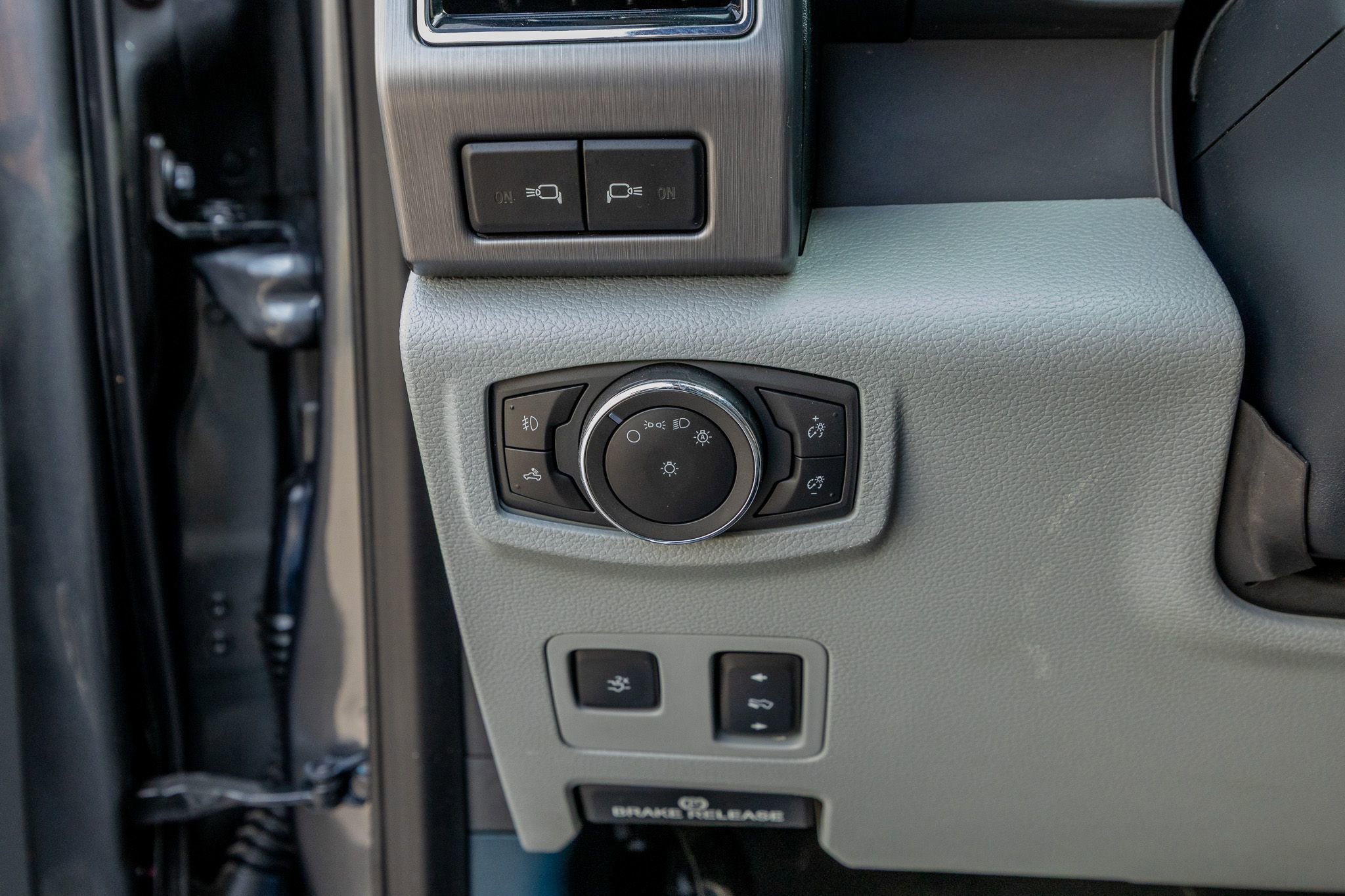 Used 2022 Ford F450 Limited w/ FX4 Off-Road Package image 22