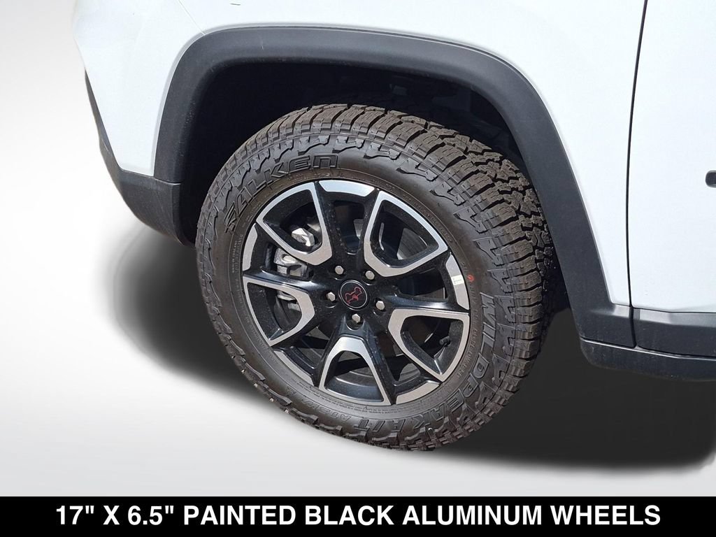 New 2026 Jeep Compass Trailhawk w/ Trailer Tow Group AWD/4WD image 11