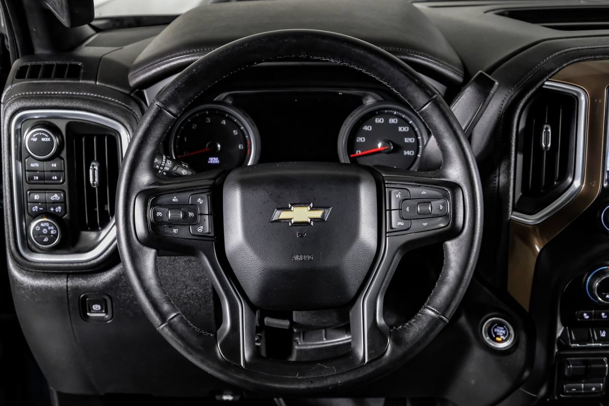 Used 2020 Chevrolet Silverado 2500 High Country w/ Technology Package AWD/4WD image 17
