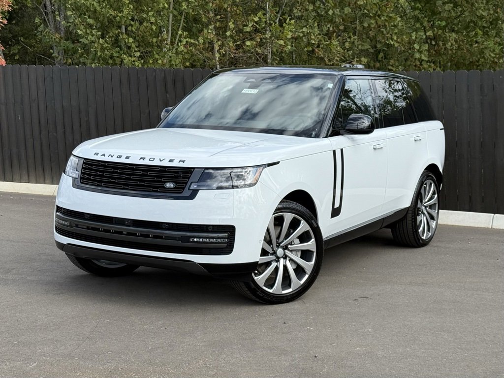 New 2025 Land Rover Range Rover SE image 1