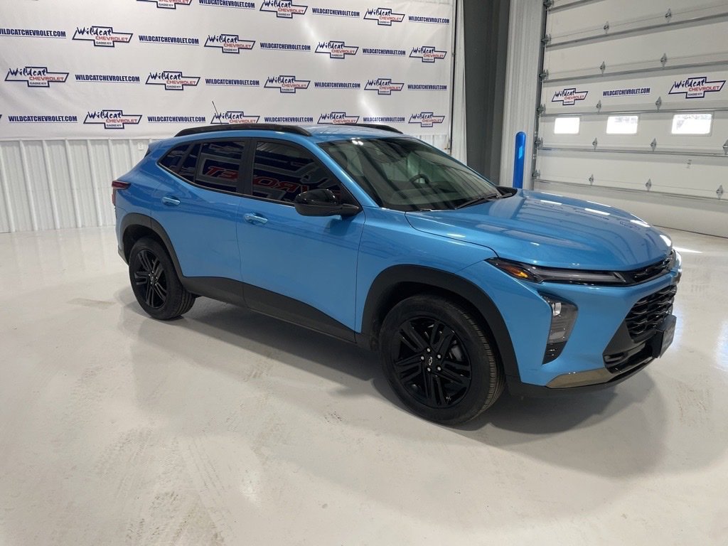 Used 2025 Chevrolet Trax ACTIV w/ Driver Confidence Package image 8