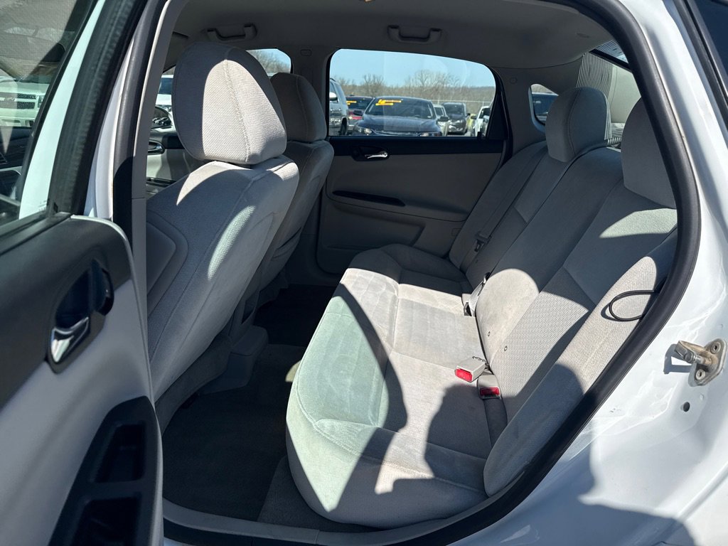 Used 2012 Chevrolet Impala LS FWD image 10