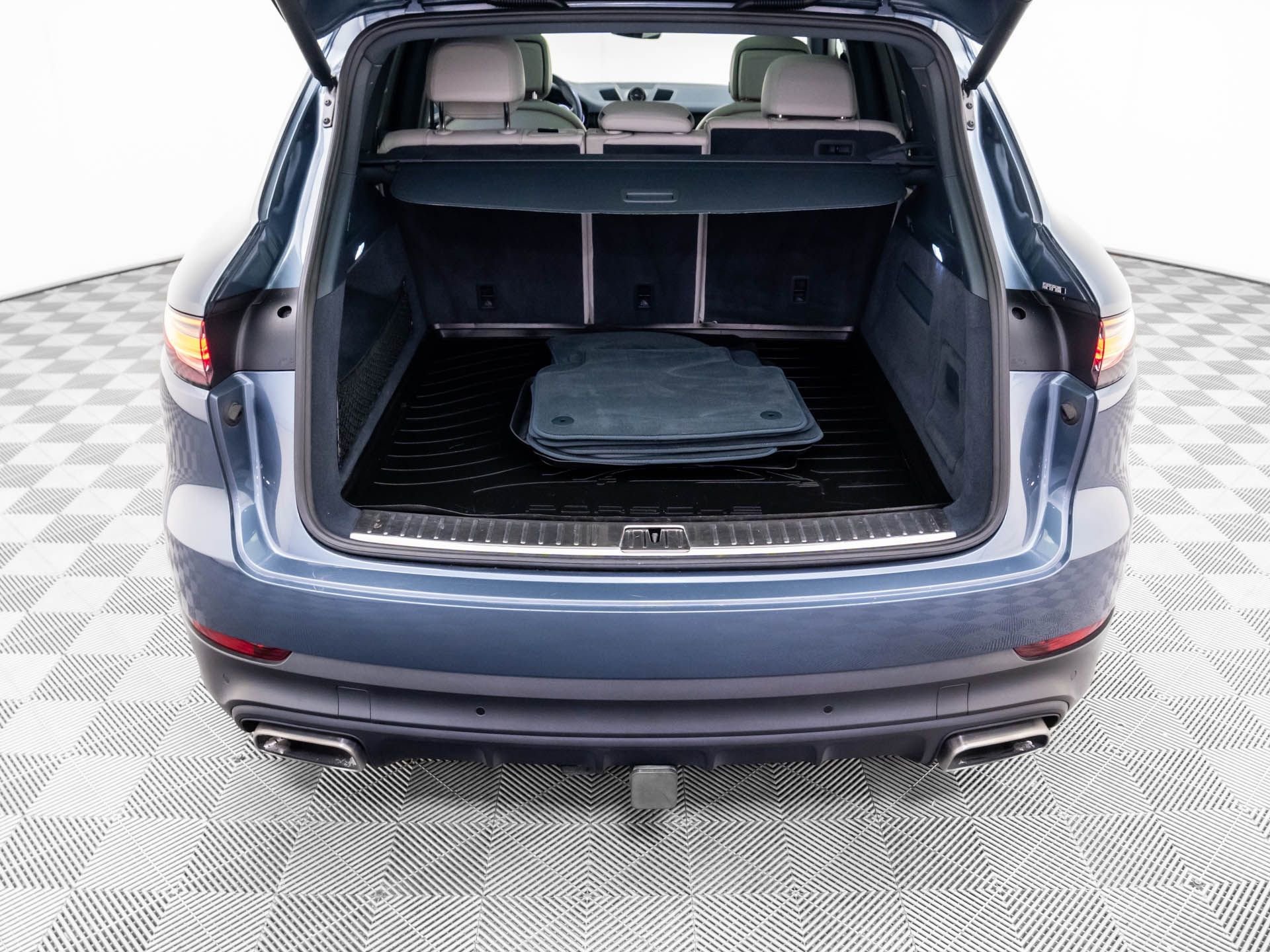 Used 2019 Porsche Cayenne image 29