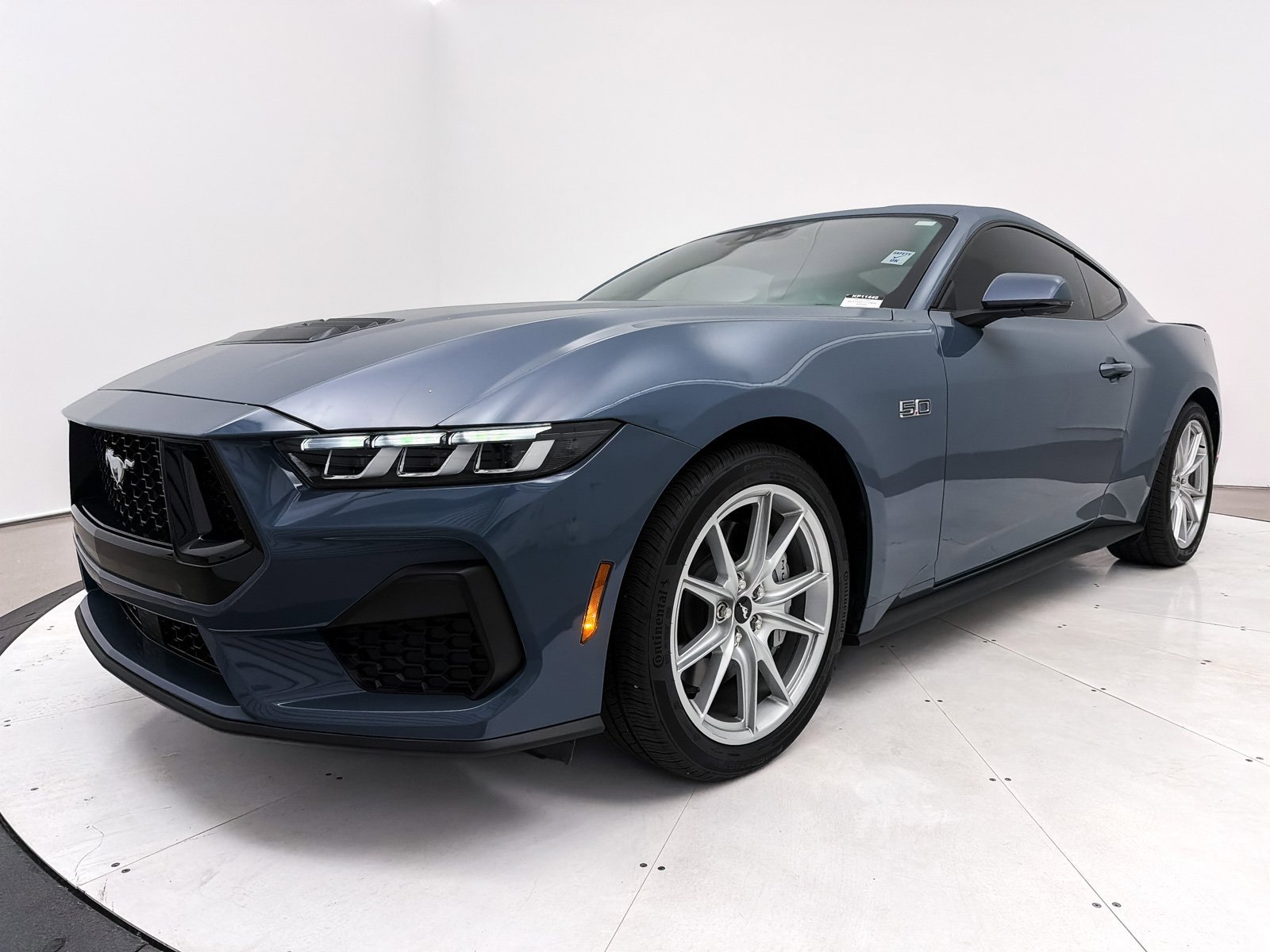 Used 2024 Ford Mustang GT Premium image 15