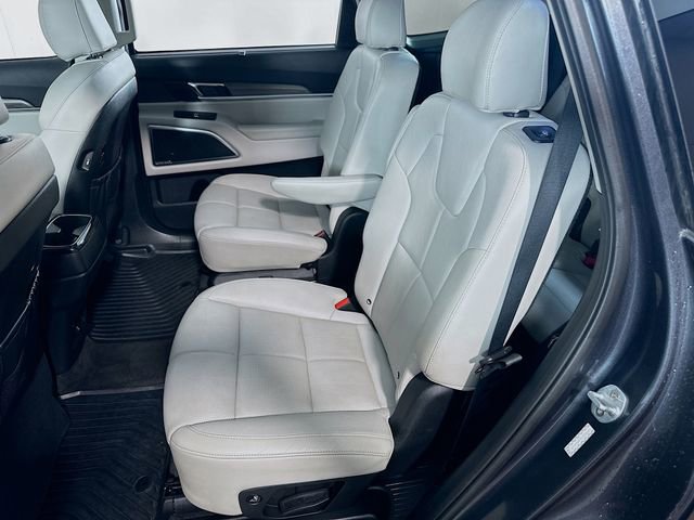 Used 2020 Kia Telluride SX image 16