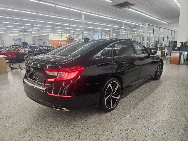 Used 2022 Honda Accord Sport image 4