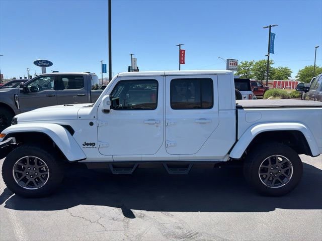 Used 2023 Jeep Gladiator Overland AWD/4WD image 16