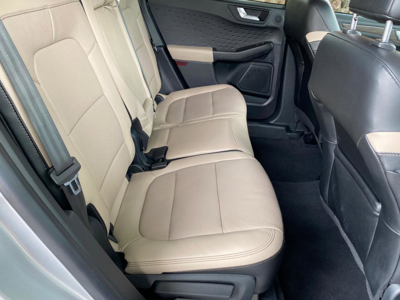 Used 2020 Ford Escape Titanium w/ Titanium Premium Package 2.0 image 45