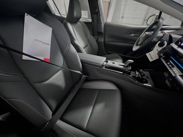 New 2026 Toyota Prius Plug-In Hybrid FWD image 28