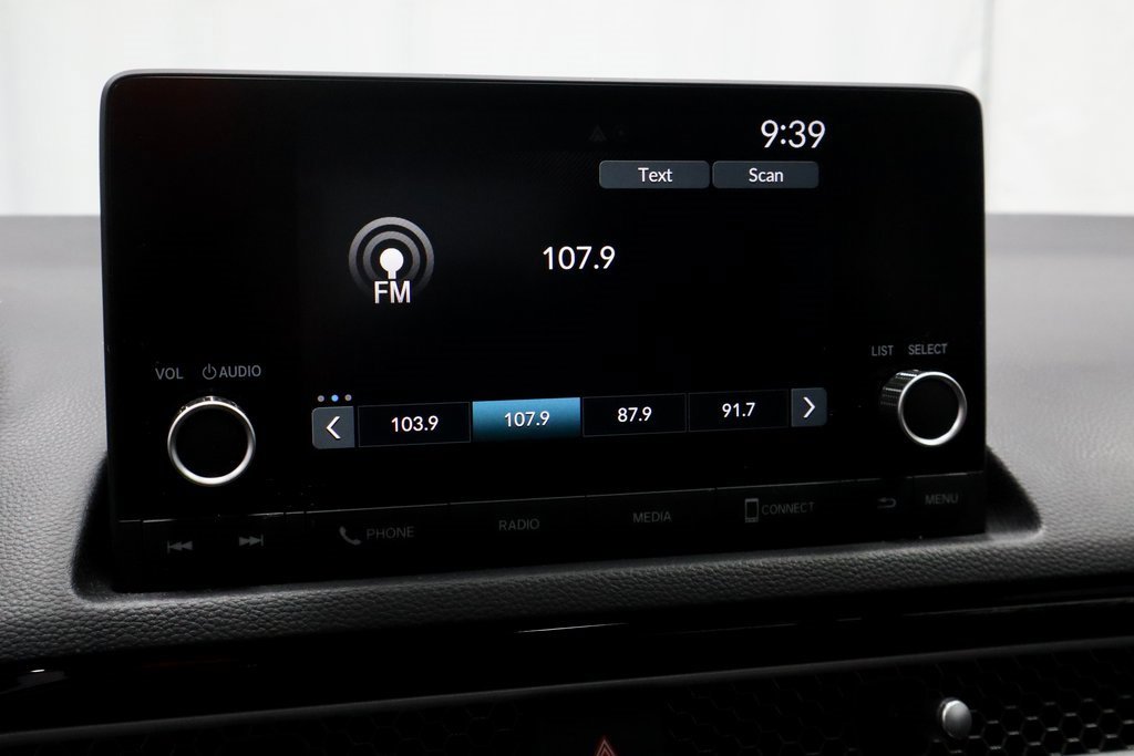 Used 2025 Honda Civic Sport image 3