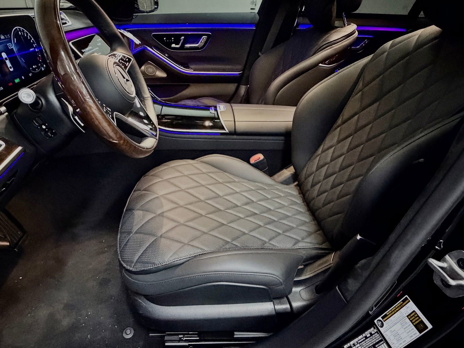 Used 2024 Mercedes-Benz S 580e 4MATIC Sedan image 23
