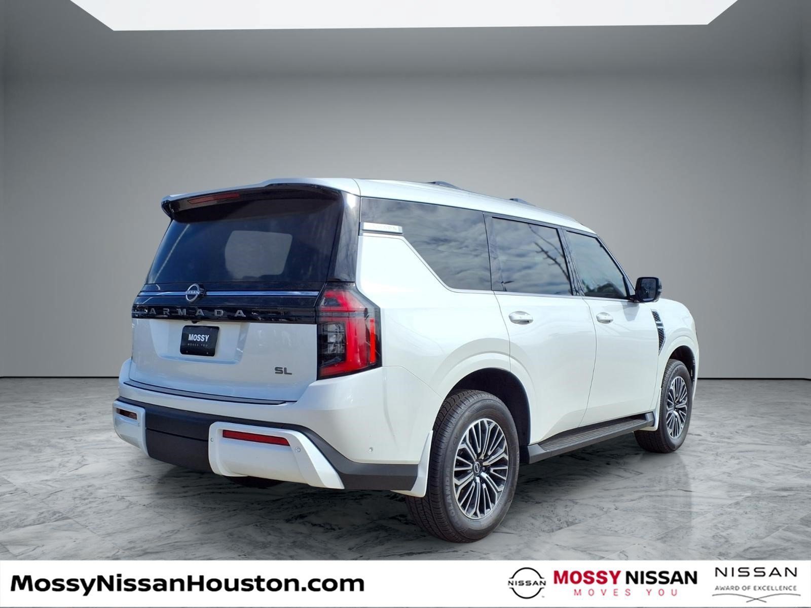 New 2026 Nissan Armada SL w/ Captain's Chari Seat Package AWD/4WD image 7