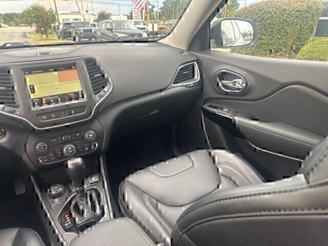 Used 2023 Jeep Cherokee Altitude Lux AWD/4WD image 22