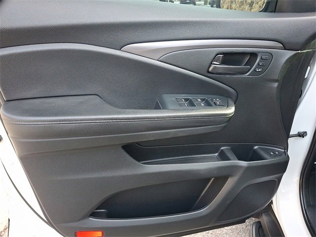 Used 2023 Honda Passport EX-L image 12