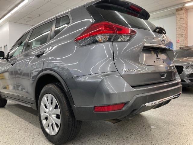 Used 2017 Nissan Rogue S image 40