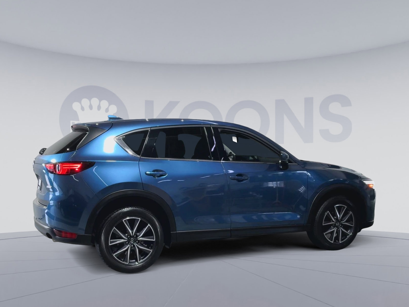 Used 2018 MAZDA CX-5 Grand Touring w/ Premium Package image 12