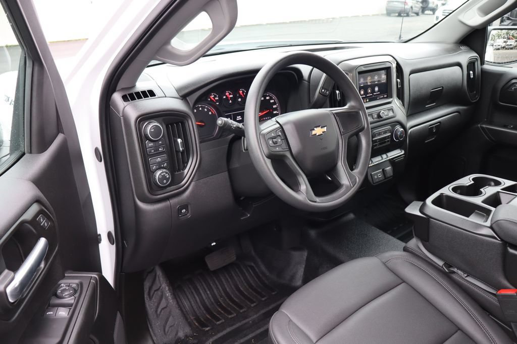 Used 2026 Chevrolet Silverado 1500 W/T w/ WT Convenience Package AWD/4WD image 4