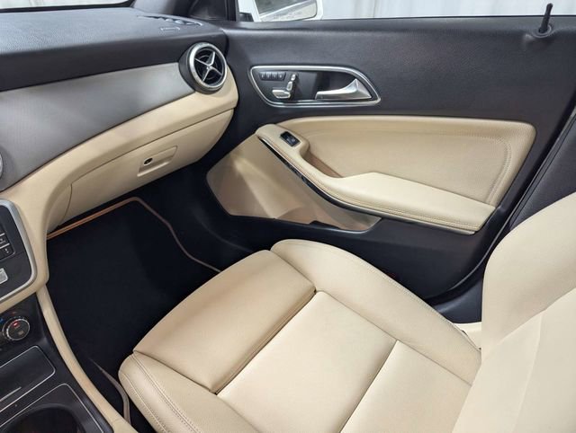 Used 2019 Mercedes-Benz CLA 250 image 8