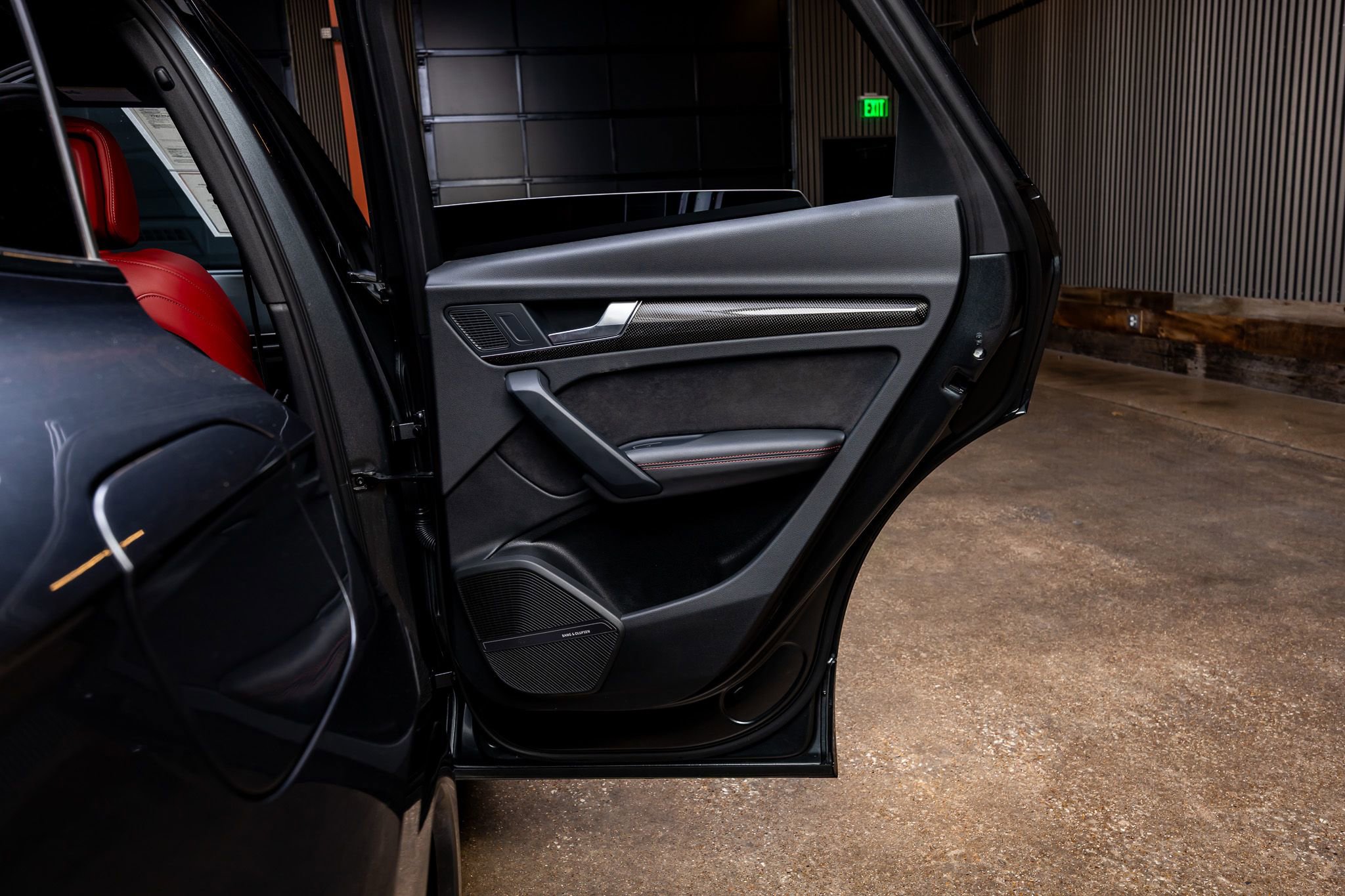 Used 2024 Audi SQ5 Prestige image 33