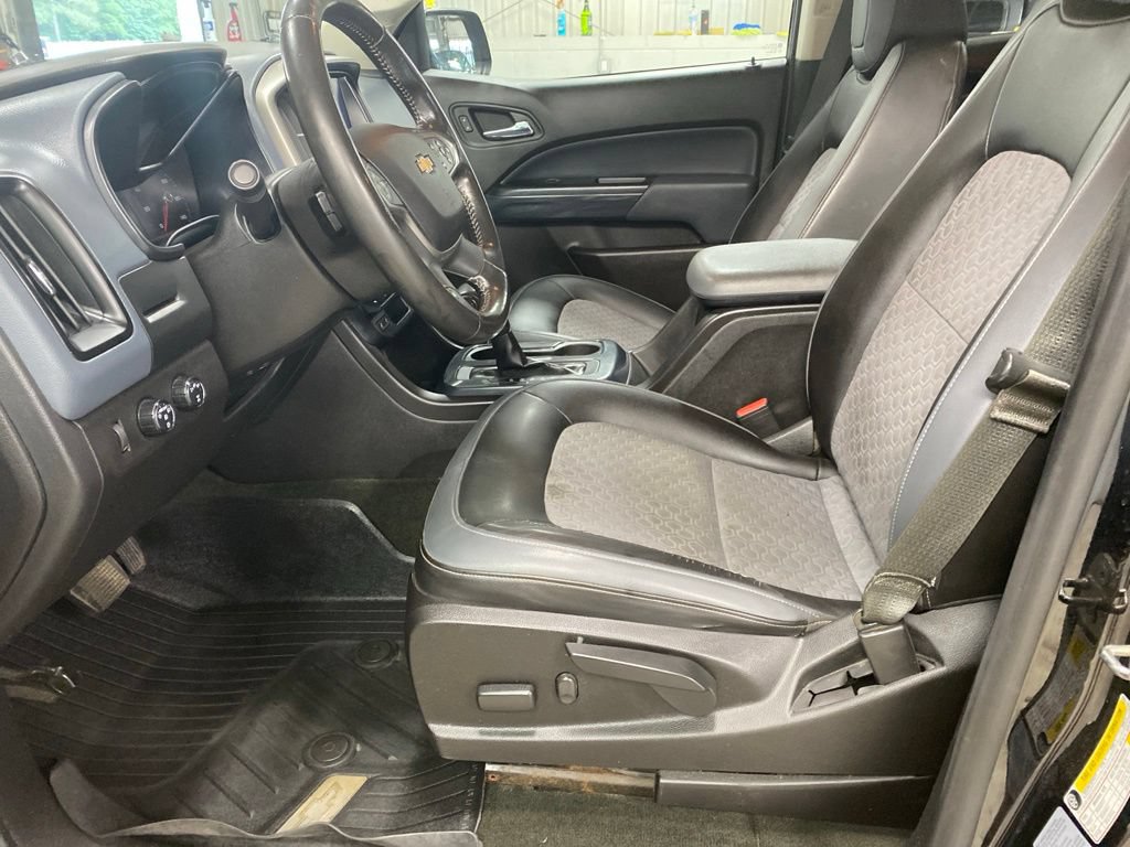 Used 2016 Chevrolet Colorado Z71 AWD/4WD image 9