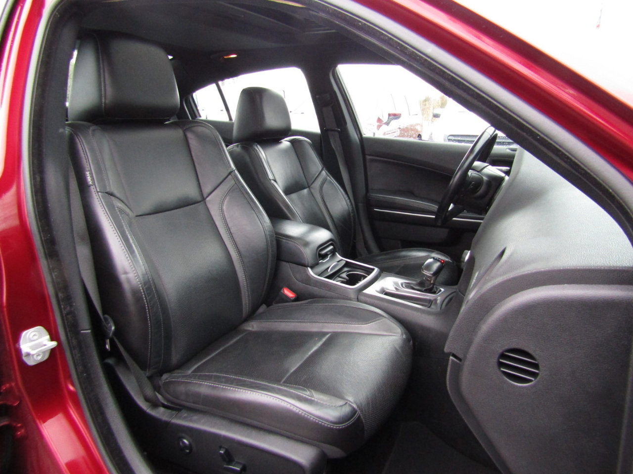 Used 2020 Dodge Charger SXT w/ Leather Interior Group image 29