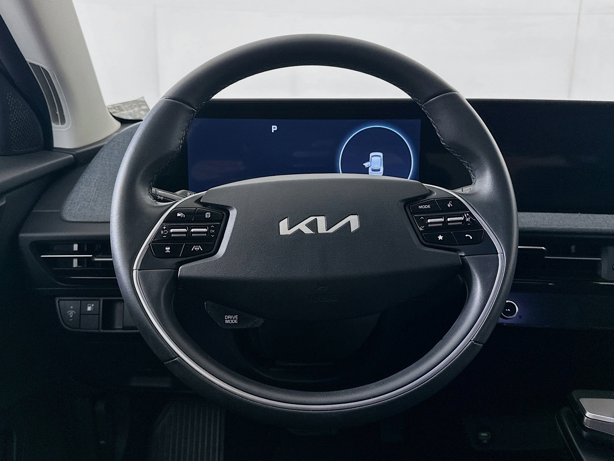 Used 2024 Kia EV6 Light RWD image 18