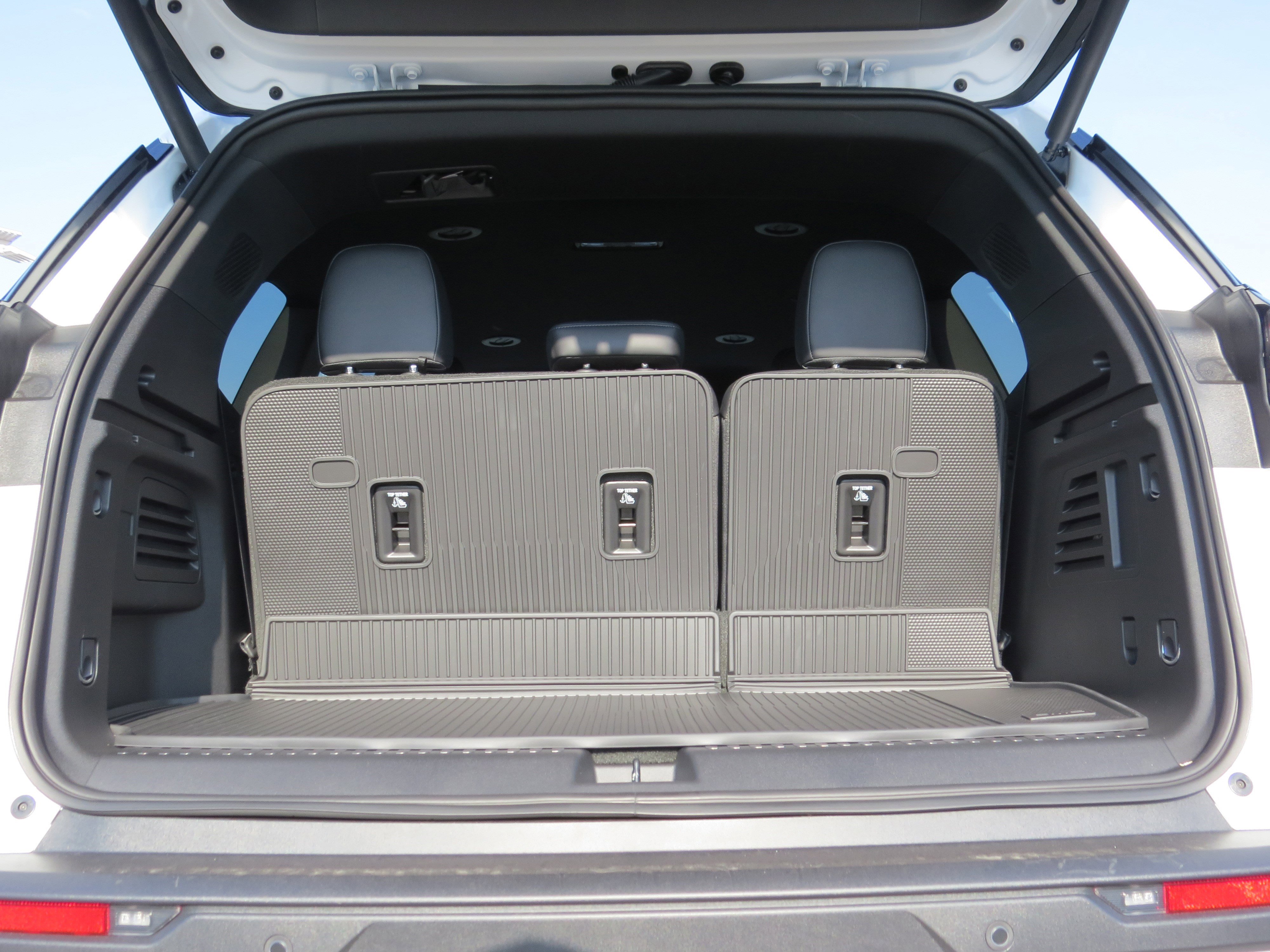 New 2026 GMC Acadia Elevation w/ Elevation Premium Package image 15