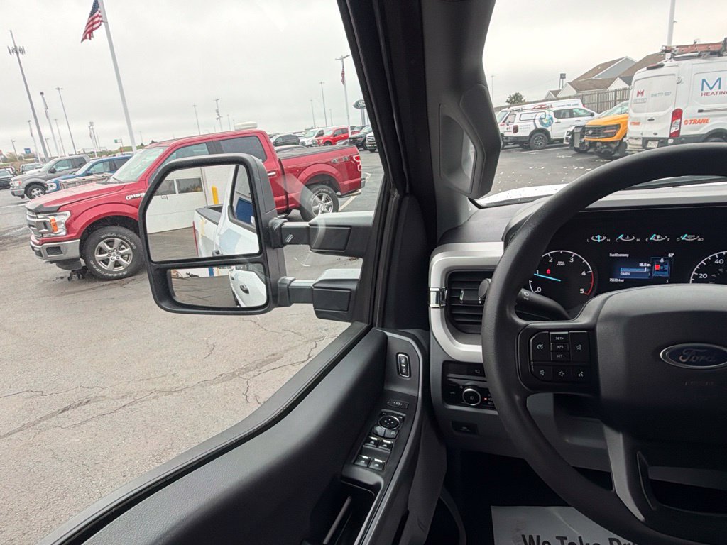 Used 2023 Ford F250 XLT AWD/4WD image 23