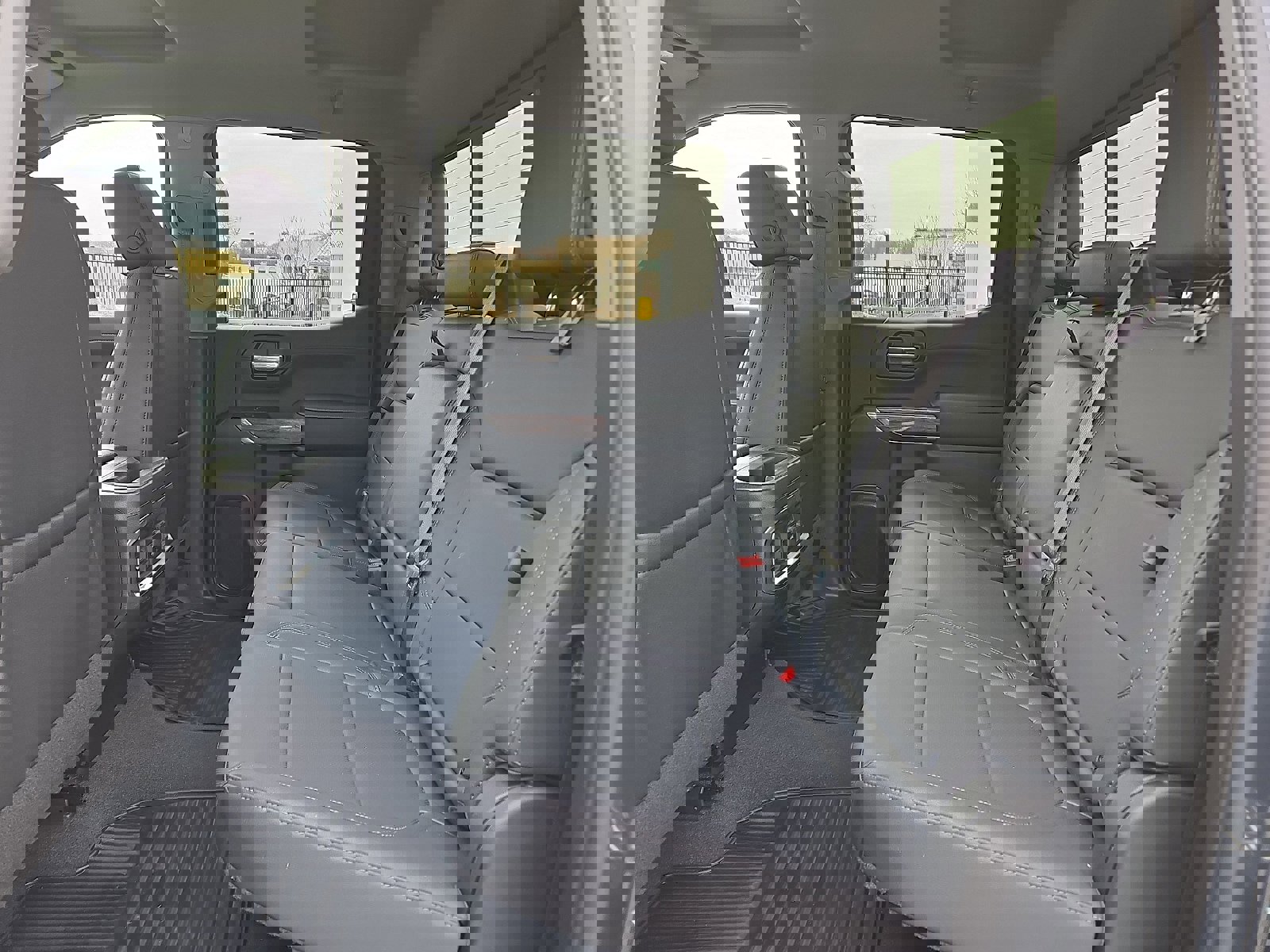 Used 2022 Chevrolet Silverado 1500 LTZ image 10